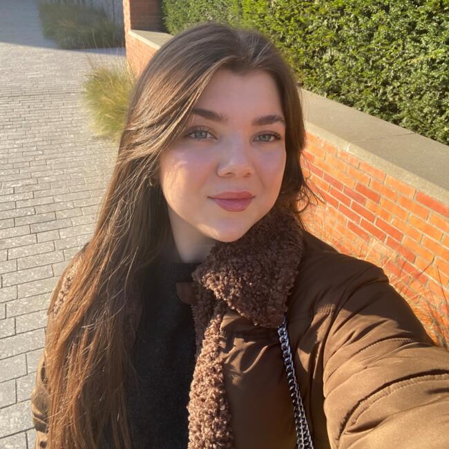 Babysitter in Mecheln: Dorina