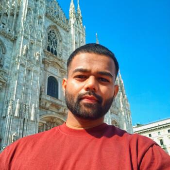 Babysitter a Milano: Aditya