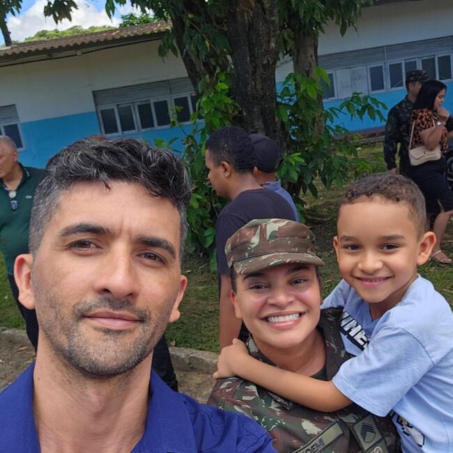 Emprego de babá em Paulista: Rafael