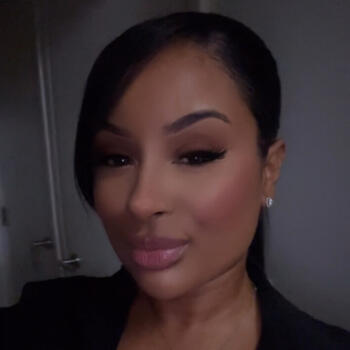 Babysitter in London: Ashley