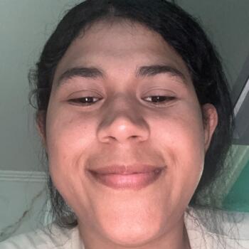 Trabalho de babysitting em Marinha Grande: Trabalho de babysitting Maria
