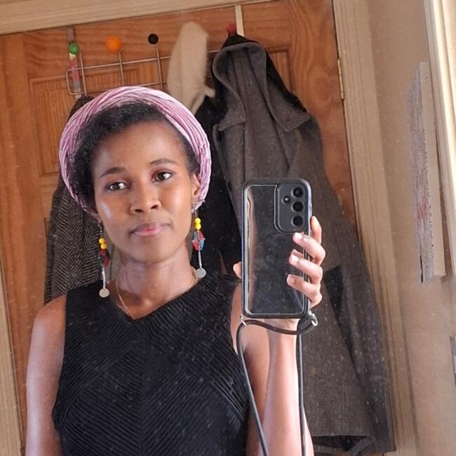 Babysitter in Dún Laoghaire: Julie