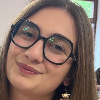Babysitter Saint-Georges-sur-Meuse: Lena