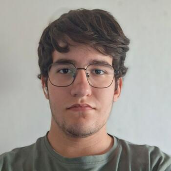 Babysitter in Leiria: Lucas