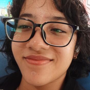 Babysitting job in Singapore Island: babysitting job Siti