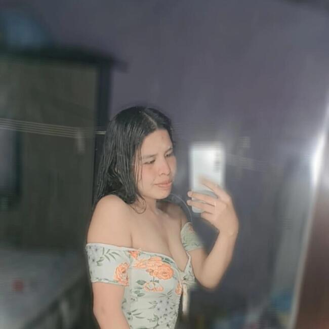 Babysitter in Ypané: Liz