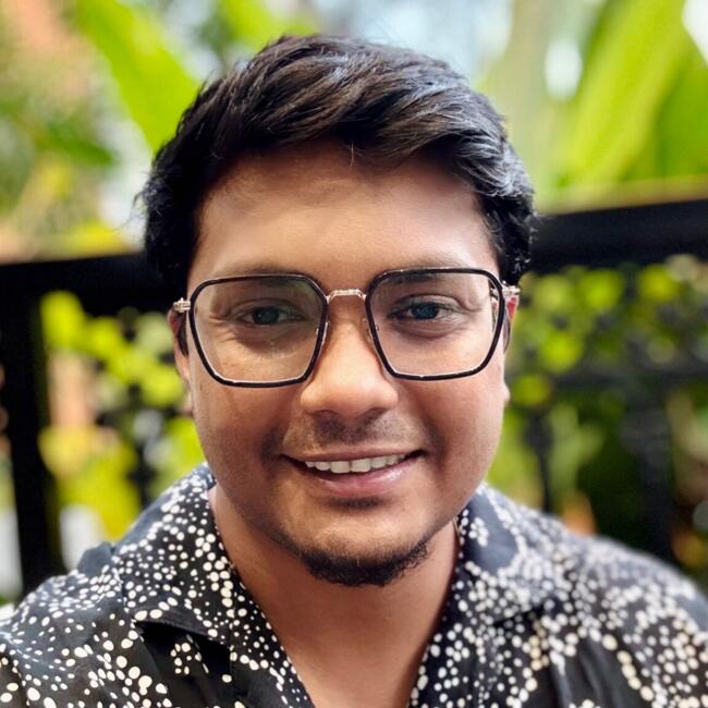 हैदराबाद में बेबीसिटिंग की नौकरी: Ayan