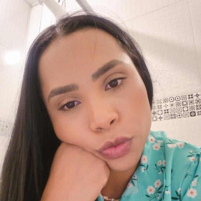 Emprego de babá em Belo Horizonte: Adalane