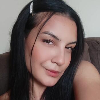 Babá Montes Claros: Rayanny Kyzzy