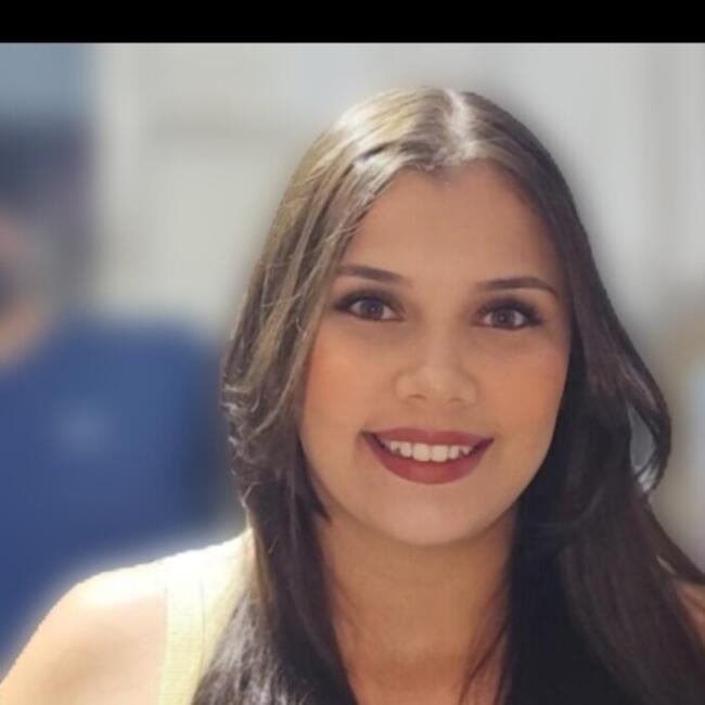 Babá em Cascavel: Evelyn