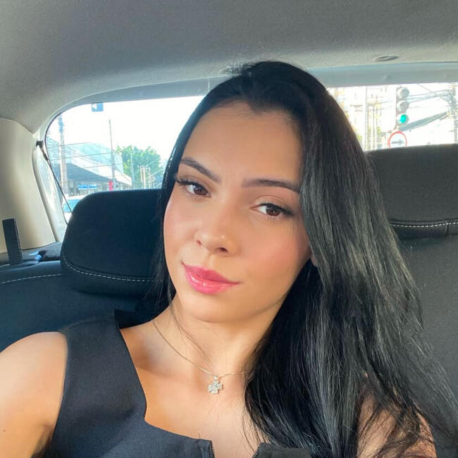 Babysitter in Guarulhos: Júlia