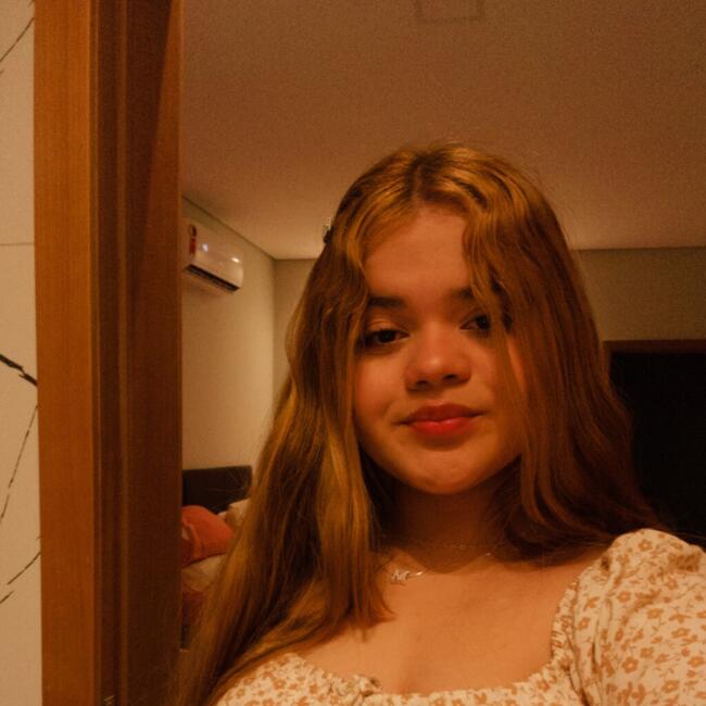 Babysitter in Cuiabá: Mariana