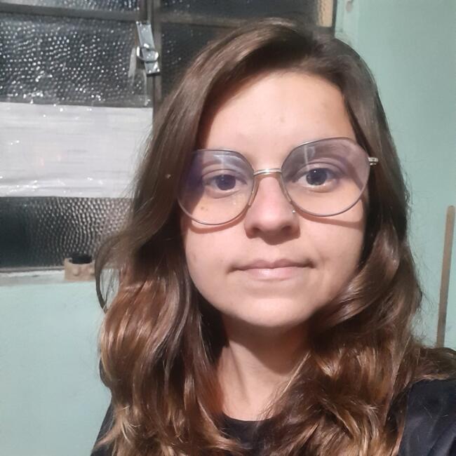 Babysitter in Belo Horizonte: Luisa
