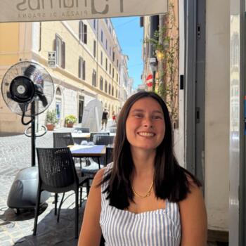 Babysitter in Louisville: Hope