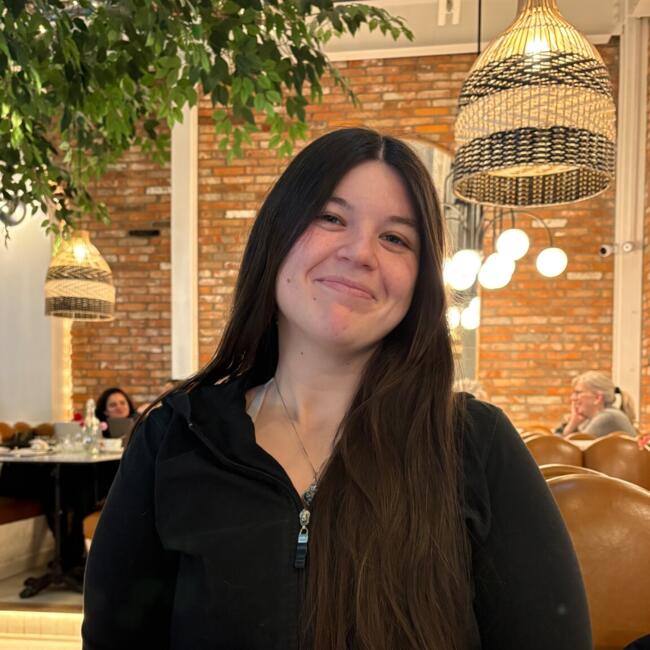 Baby-sitter in Kirkland: Rachel