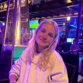 Babysitter in Kontich: Jenthe en Hanne