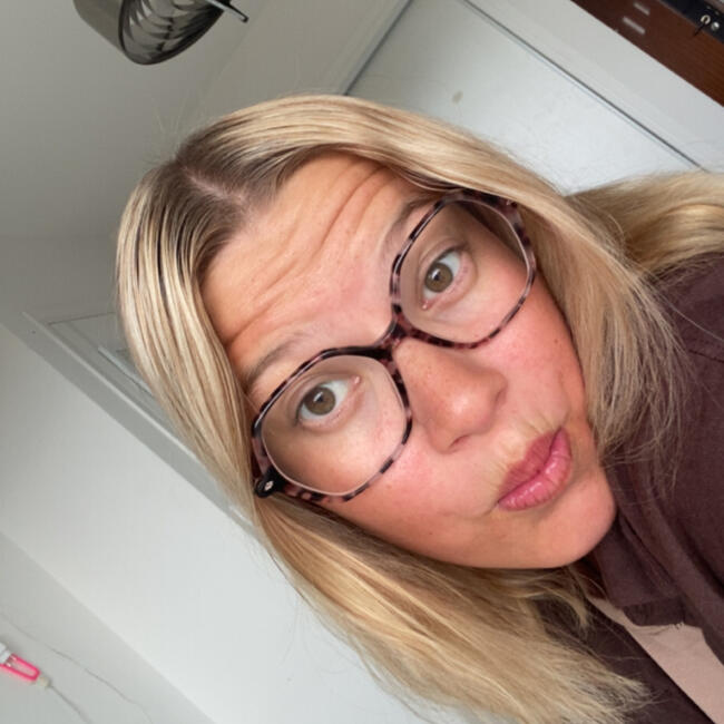 Babysitter in Marmoutier: Charlene