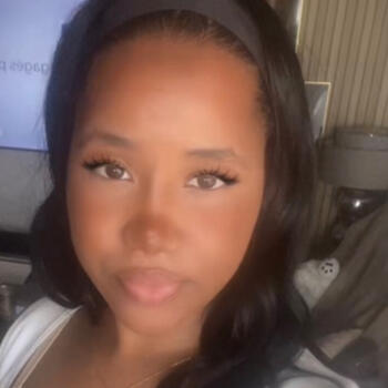 Babysitter Bondy: Neidy