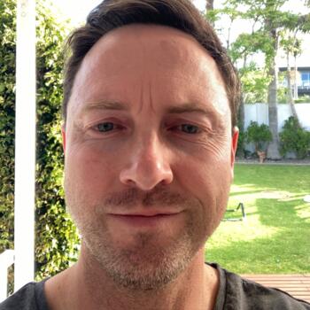 Babysitting job in Auckland: babysitting job Nikolas