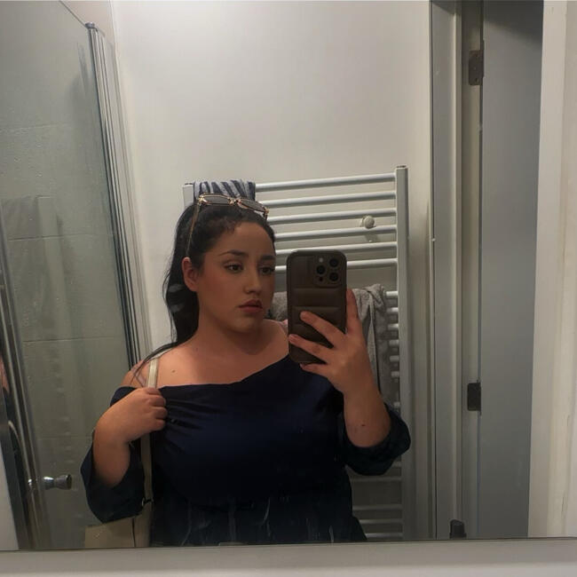 Babysitter in Oostende: Andriana