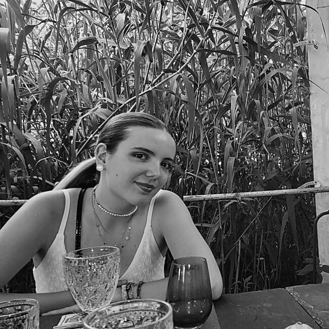 Babysitter in Prague: Charline