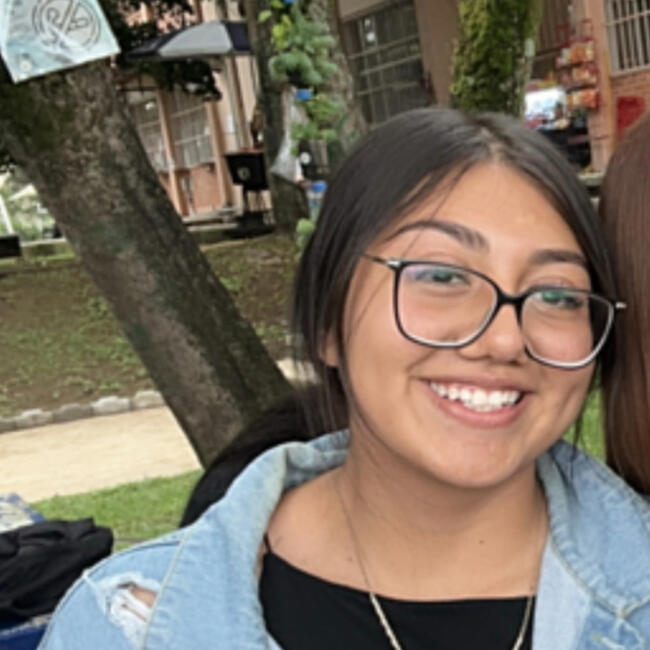 Babysitter in Emiliano Zapata: Val