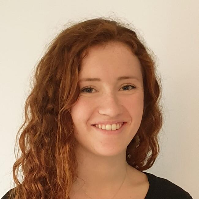 Babysitter in Brest: Clara