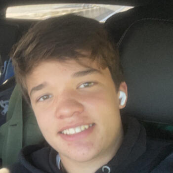 جليسة أطفال في دبي: Joseph