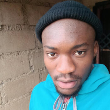 Babysitter in Hazyview: Sello