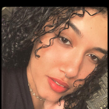 Babysitter in Marialva: Stefany