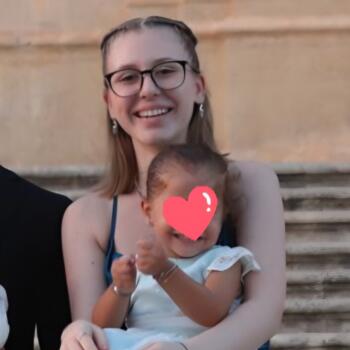 Babysitter in Floridia: Francesca