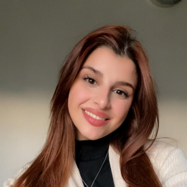 Babysitter in ‘Amlā’: Razan