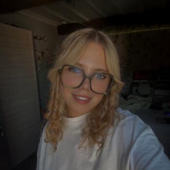 Nanny in Toulouse: Jade