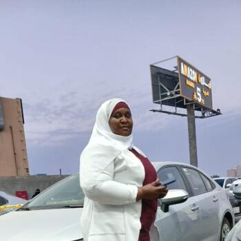 جليسة أطفال الخبر: Faridah