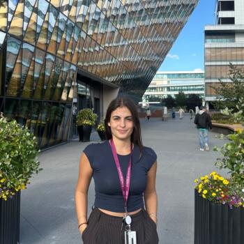 Babysitter in Solna: Eleni