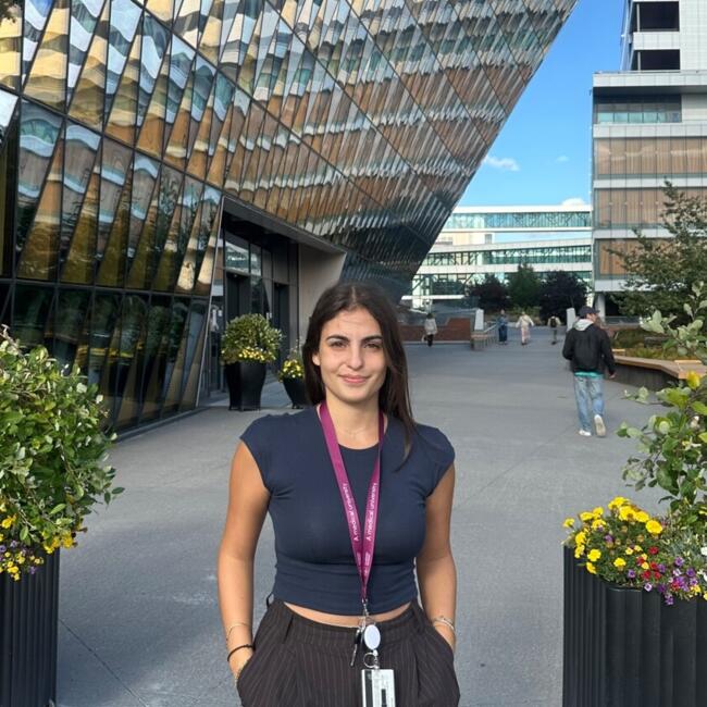 Babysitter in Solna: Eleni