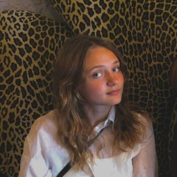 Babysitter in Lille: Clara