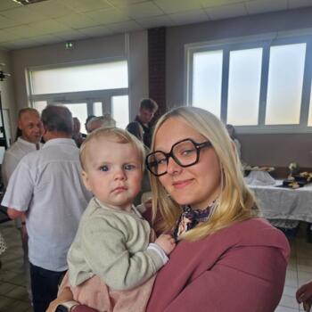 Babysitter Verton: Cloe