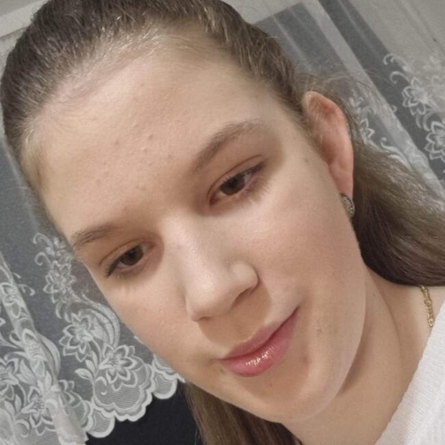 Babysitter in Bettna: Fanni