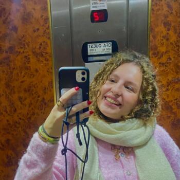 Babysitter in Bordeaux: Filomene