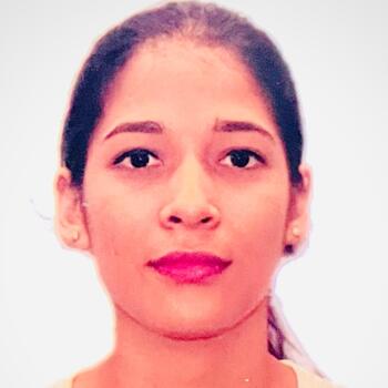 Babysitter in Santa Marta: Jennifer