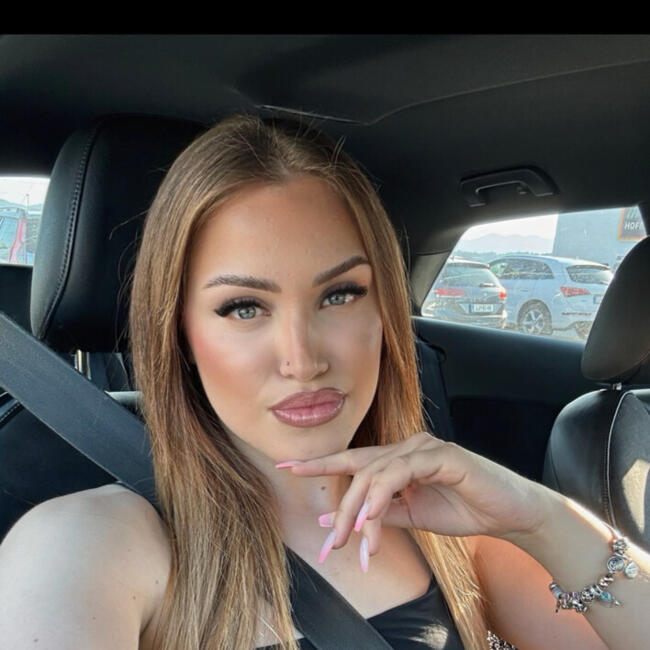 Babysitter in Grosuplje: Ela Maglič