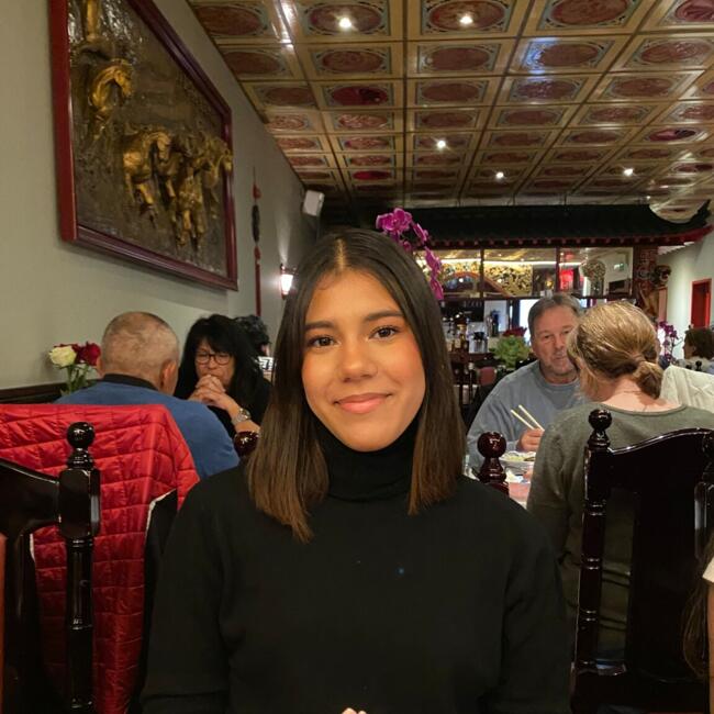 Babysitter in Horgen: Alix