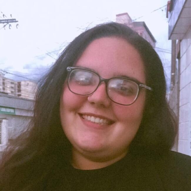 Babá em Santos: Ana Beatriz Sairafi