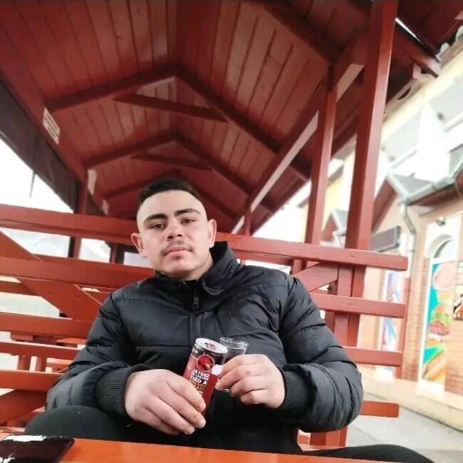 Bébiszitter Szatmárcseke területén: Axel