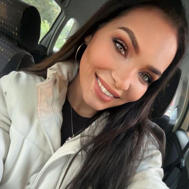 Bébiszitter Debrecen területén: Elizabet