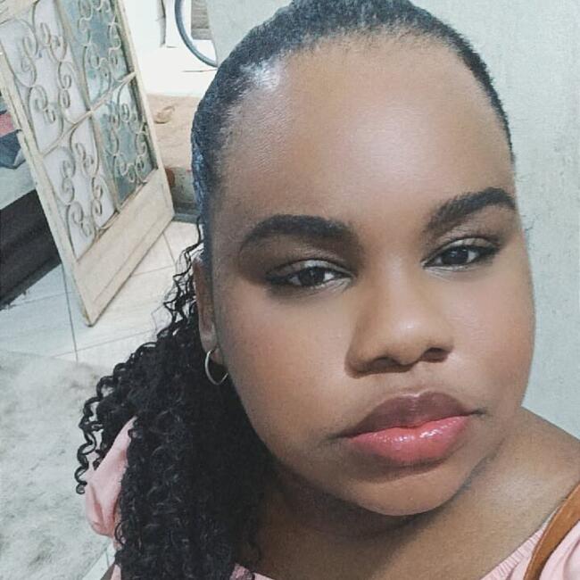 Babá em Mesquita: Bruna