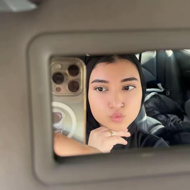 Babysitter in Melbourne: Nadia