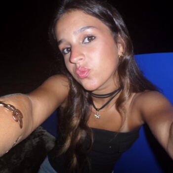 Niñera en Nazaré: Isabella