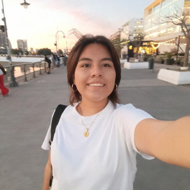 Babysitter in Saladillo (Buenos Aires): Karen Alondra